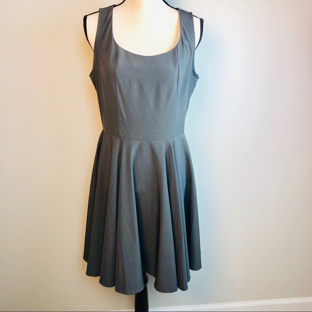 My story gray skater dress size large sleeveless